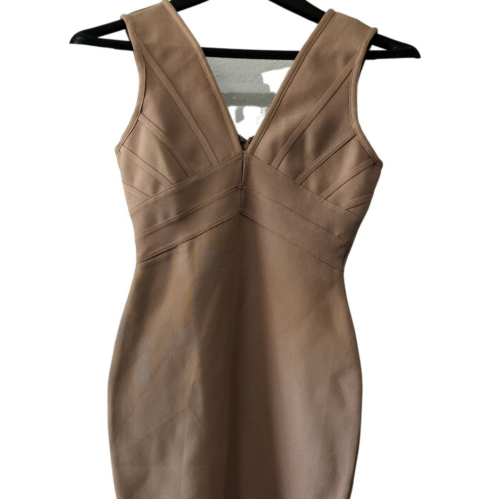 Elegant Tan Sleeveless Dress